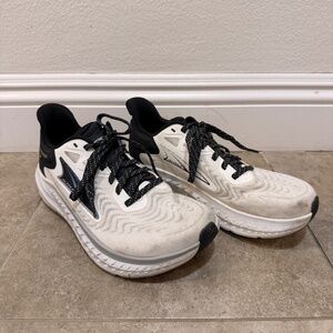 Altra Torin 7 Shoes - Women’s US Size 7.5